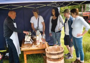 TradSkillsFest23 Butter churning demonstration